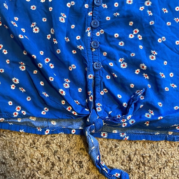 Blouse - Picture 2 of 5